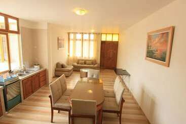 Super Suite Chimbote