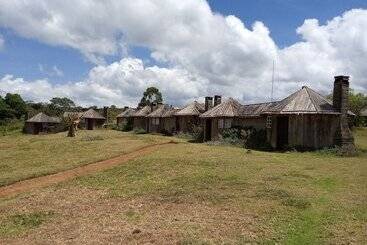 هتل Castle Forest Lodge