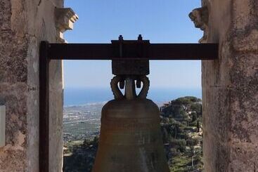 هتل Eremo Madonna Delle Grazie