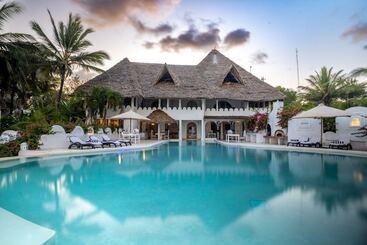 هتل Msambweni Beach House