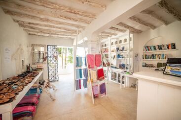 هتل Msambweni Beach House