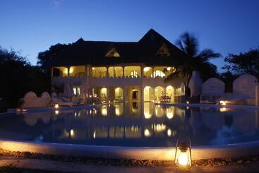 هتل Msambweni Beach House