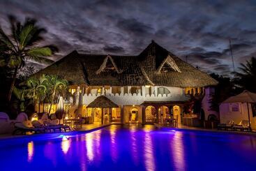 هتل Msambweni Beach House