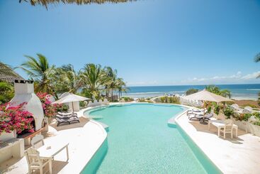 هتل Msambweni Beach House