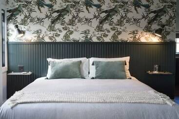 Hotelli The Inn Downtown: A Boutique Apartment