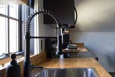 Hotelli The Inn Downtown: A Boutique Apartment