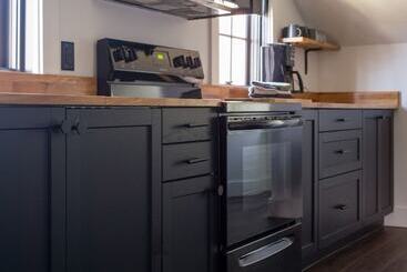 Hotelli The Inn Downtown: A Boutique Apartment