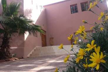 پانسیون Riad Aghbalou
