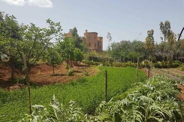 پانسیون Riad Aghbalou