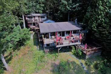 The Fraser River S Edge B&b Lodge