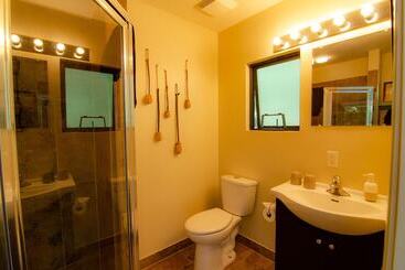 The Fraser River S Edge B&b Lodge
