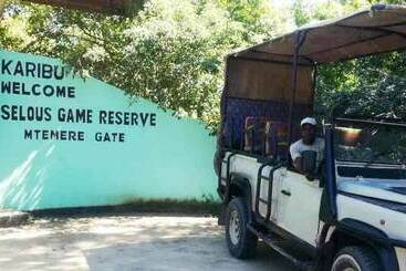 تختخواب و صبحانه Selous Adili Forest Camp
