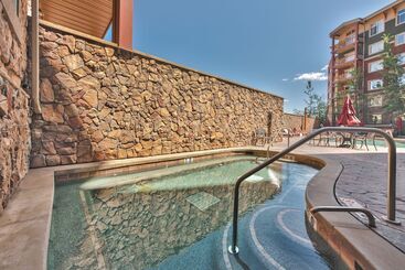 Canyons Village Condos By All Seasons Resort Lodging