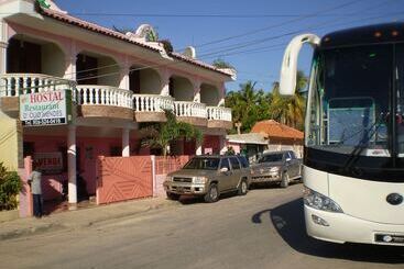 Hostal D Oleo Méndez