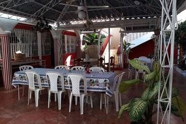 Hostal D Oleo Méndez