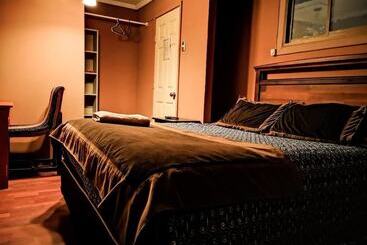 Hostal Hdq