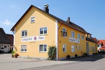 مسافرخانه Landgasthof Adler