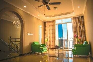 هتل Abuharee Grand