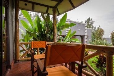 Emburara Farm Lodge - Mbarara