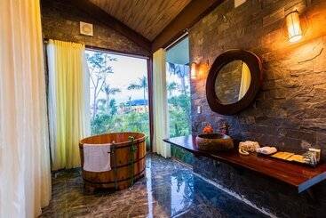 هتل Hamya Hotsprings And Resort