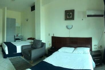 هتل House Center