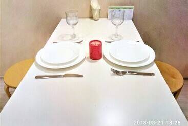 هتل Kakdoma Apartment Suhanovskaya 5