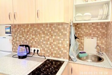 هتل Kakdoma Apartment Suhanovskaya 5