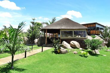 هتل Rocky Bay Resort & Camping