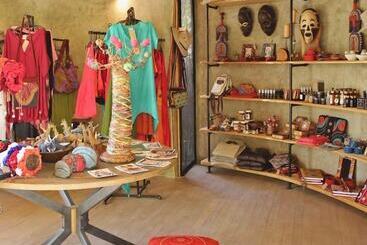 هتل Ruaha Dream Villa