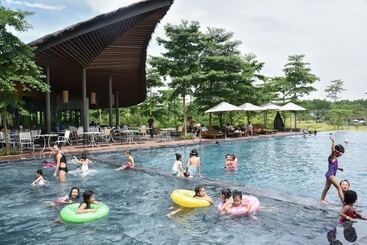 هتل Villa Cbt Flamingo Dai Lai