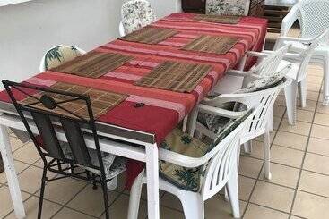 پانسیون L Escale Royale