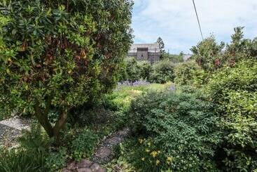 27 29 St. Marys Place