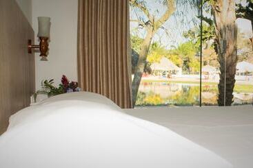 هتل Eco Resort Colpa Caranda