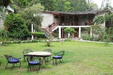 هتل Kichu Resort