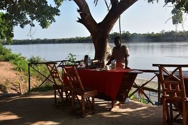 هتل Kituri Selous Camps
