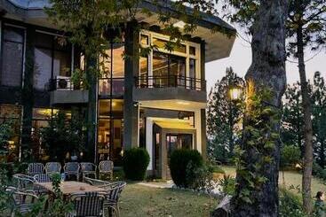 هتل Rock City Resort