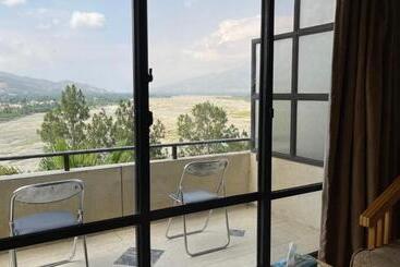 هتل Rock City Resort