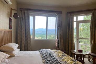 هتل Rock City Resort
