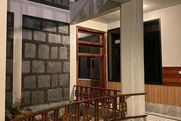 هتل Rock City Resort