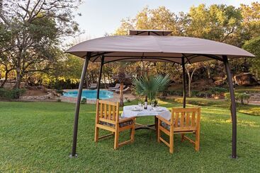 هتل Safari Beach Lodge