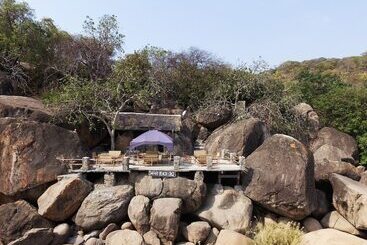 هتل Safari Beach Lodge