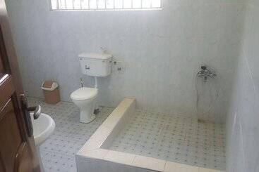 هتل Yelsking Royal Lodge