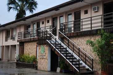 Quezon Premier Hotel Lucena
