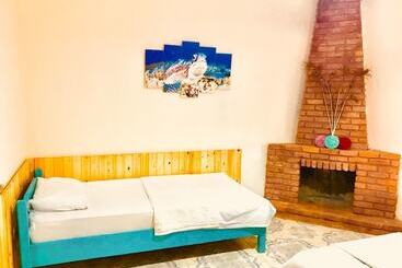 تختخواب و صبحانه Angora Motel & Camping & Restaurant