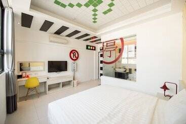 تختخواب و صبحانه Herman Hostel