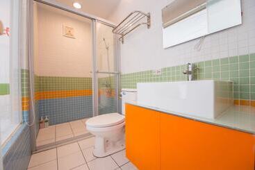 تختخواب و صبحانه Herman Hostel