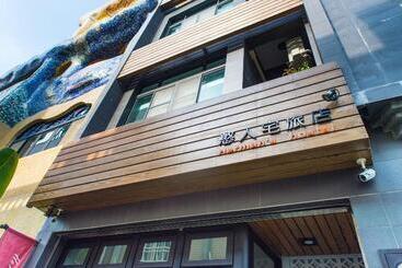 تختخواب و صبحانه Herman Hostel
