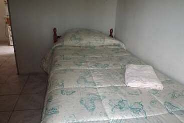 تختخواب و صبحانه Hospedaje Entre Rokas
