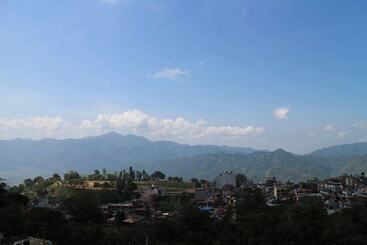 تختخواب و صبحانه Natures Treat Homestay