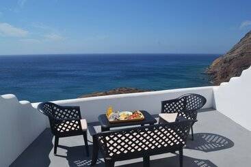 هتل Golden Beach Resort Anafi
